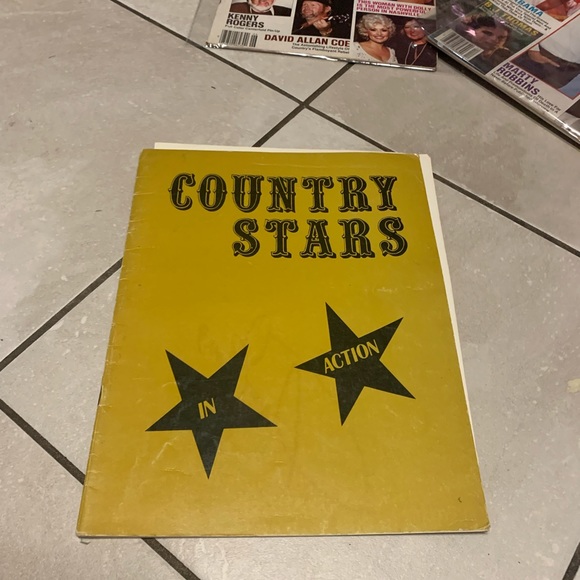 Lot of 4 vintage country music magazines with signatures - Picture 4 of 8